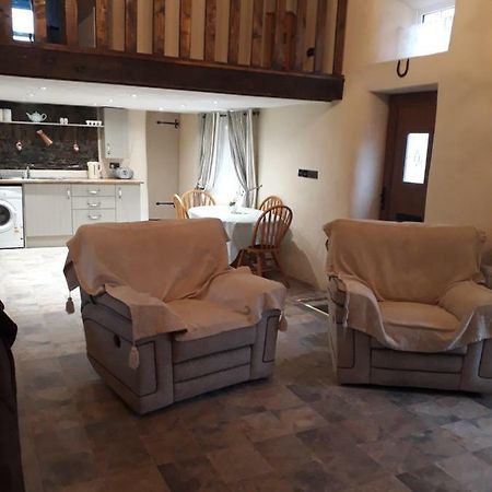 Sams Cottage Corderry Ngoại thất bức ảnh