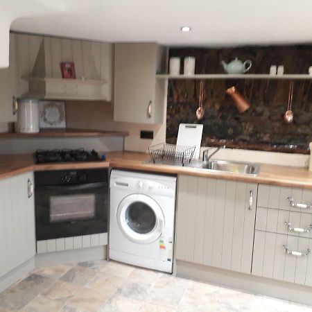 Sams Cottage Corderry Ngoại thất bức ảnh
