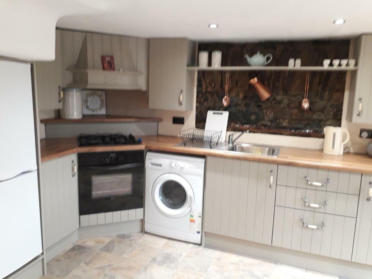 Sams Cottage Corderry Ngoại thất bức ảnh